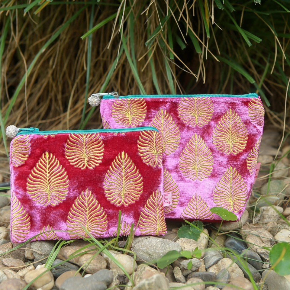 FERN VELVET MAKEUP BAG Cerise & Saffron